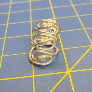 Swirl 1.5"  Silver Tone Ring Size 9